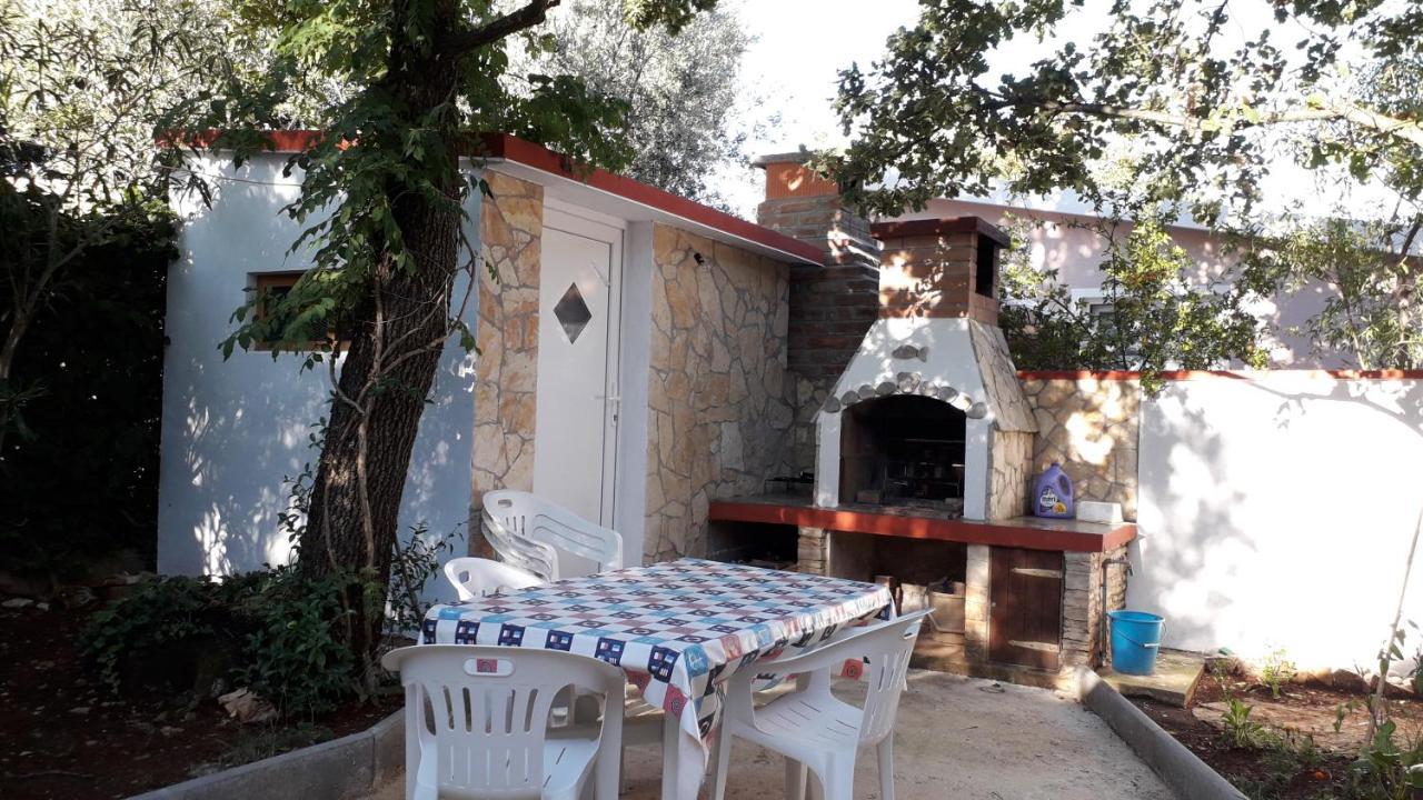 Apartmani Mia Ližnjan Zewnętrze zdjęcie