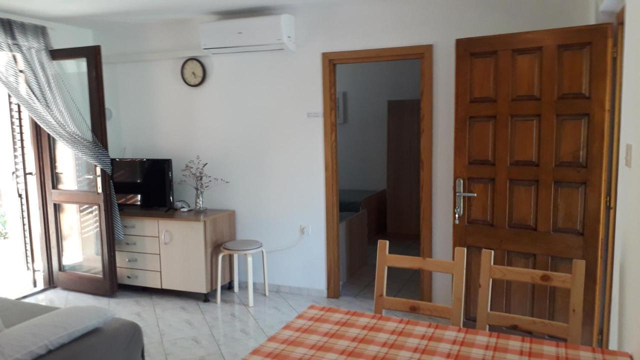 Apartmani Mia Ližnjan Zewnętrze zdjęcie