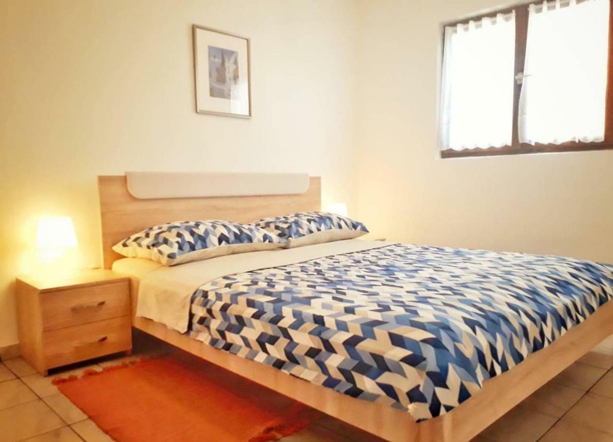 Apartmani Mia Ližnjan Zewnętrze zdjęcie