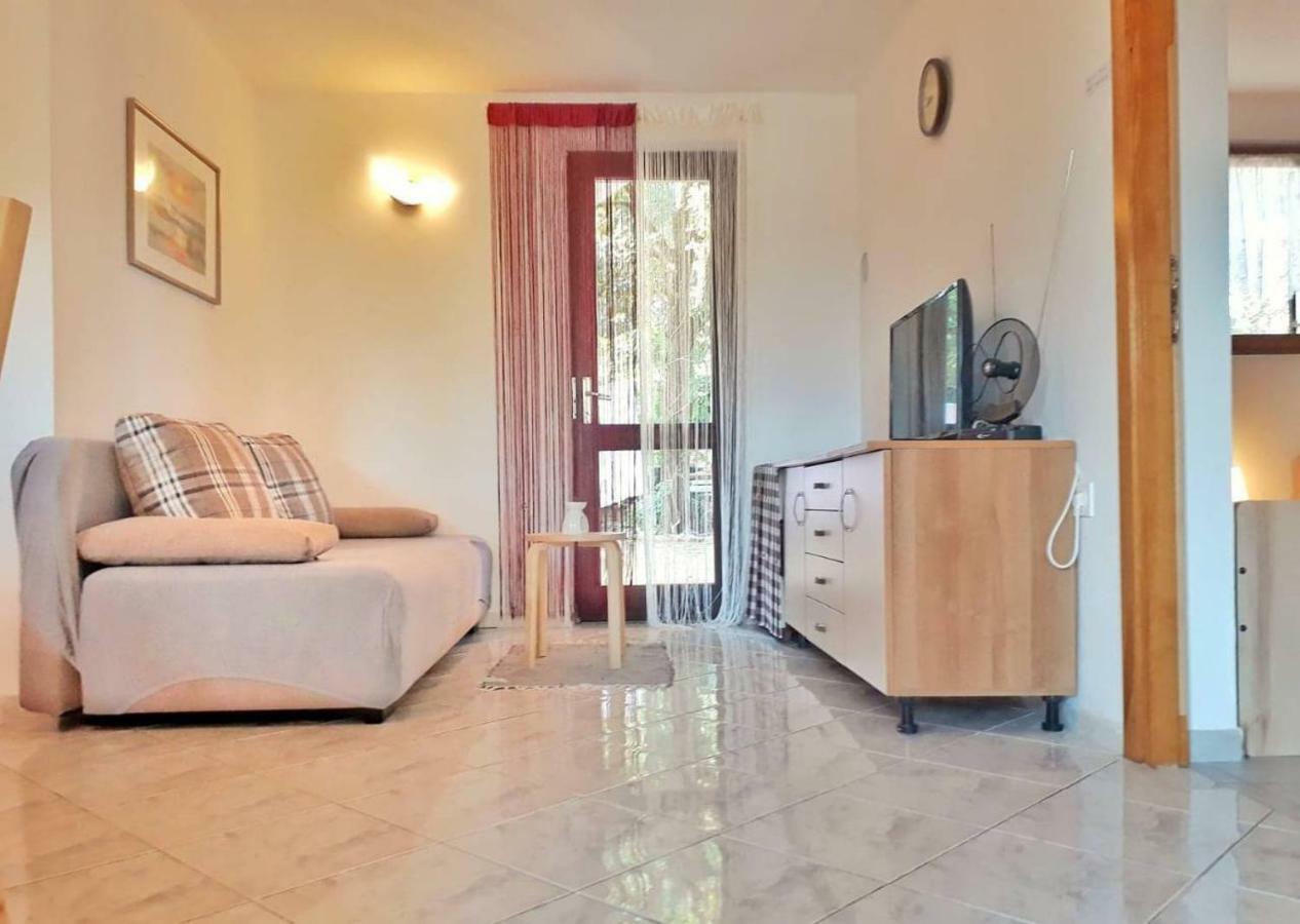 Apartmani Mia Ližnjan Zewnętrze zdjęcie