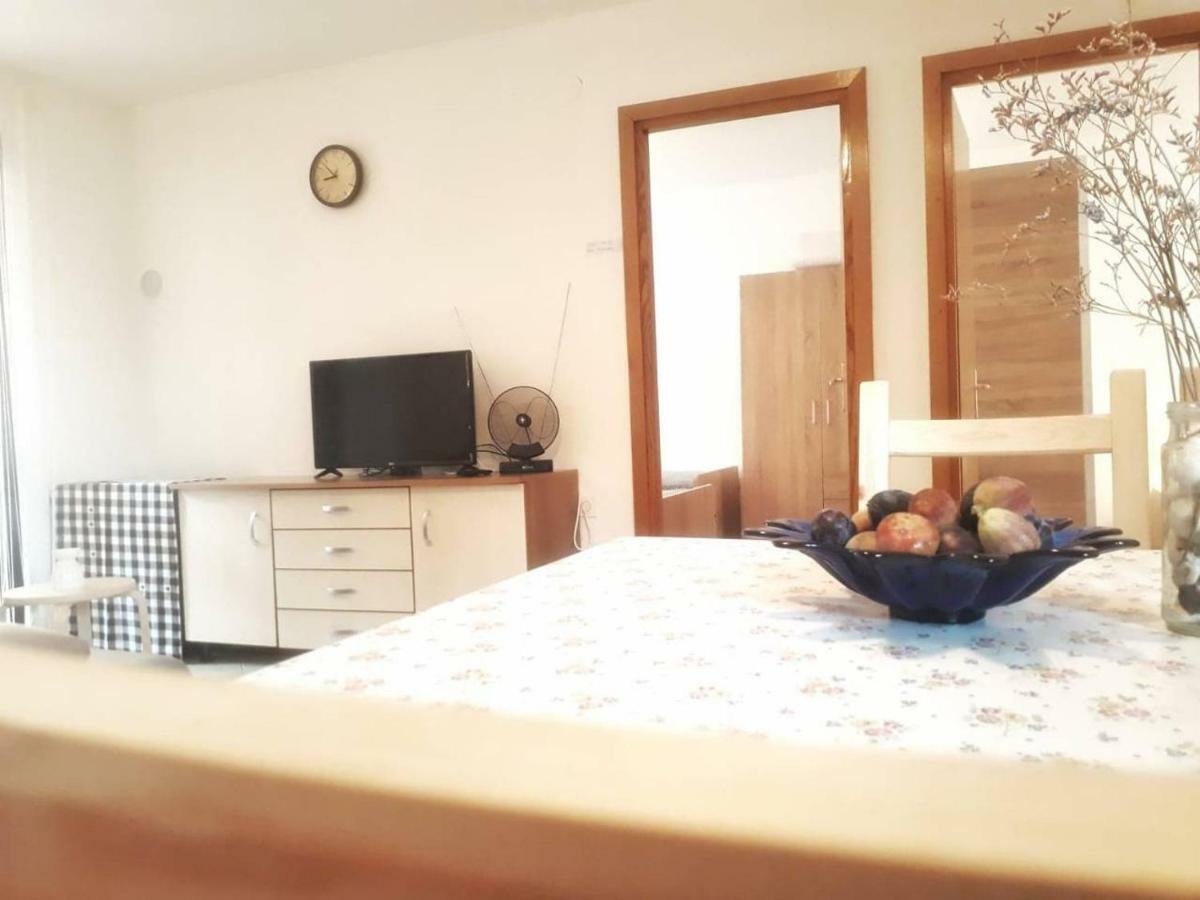 Apartmani Mia Ližnjan Zewnętrze zdjęcie