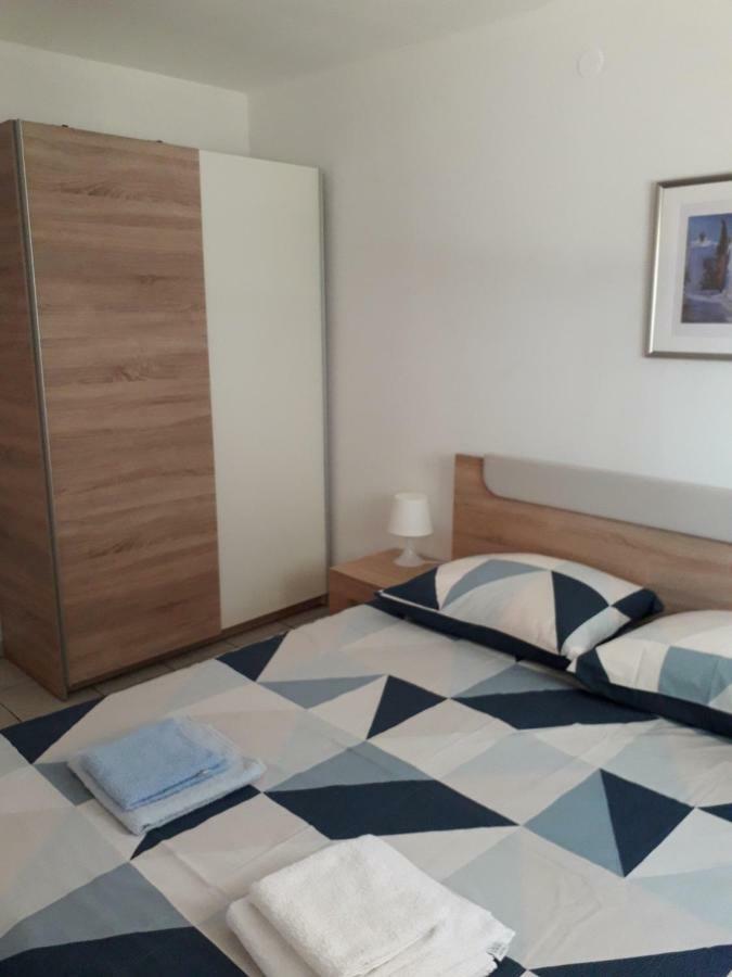 Apartmani Mia Ližnjan Zewnętrze zdjęcie
